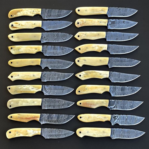 Lot custom handmade - of, 20